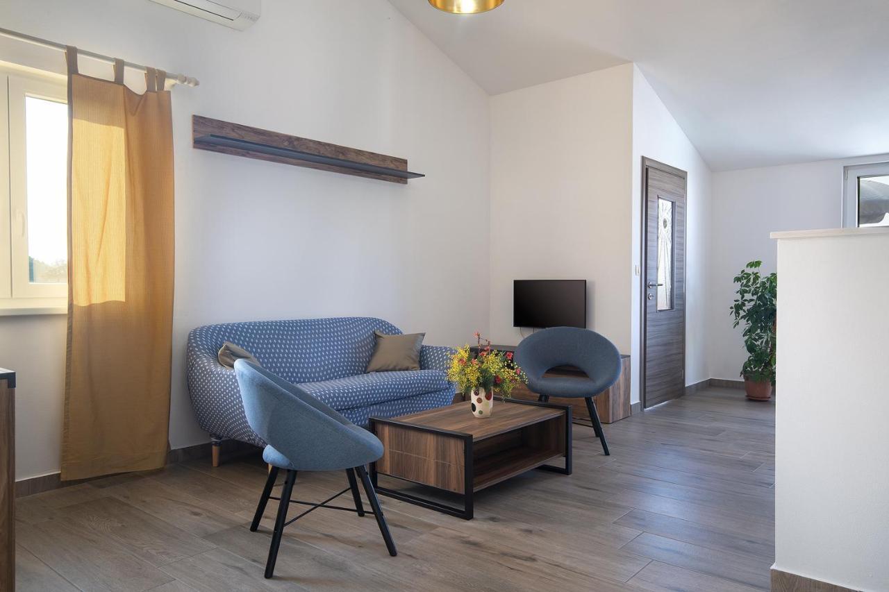 Zara Apartment Medulin Exterior photo